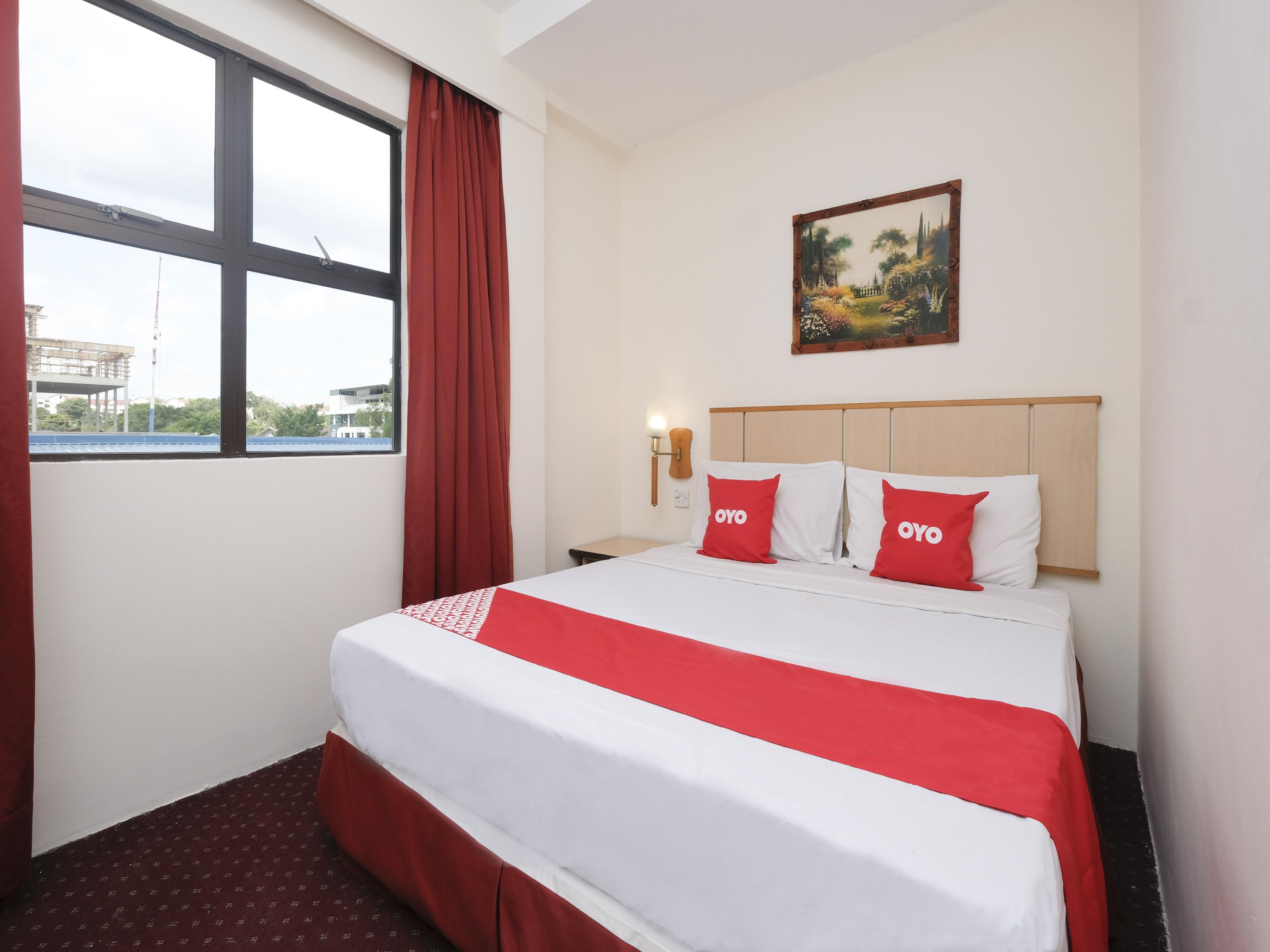 Hotel Sri Sutra - Sungai Buloh 八打灵再也 外观 照片